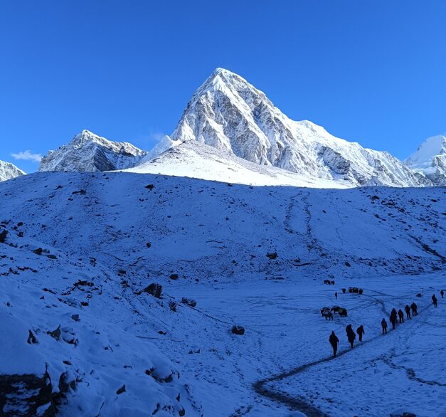 Walking from Darkness into the light. Travel Escapes on way to Everest Base Camp